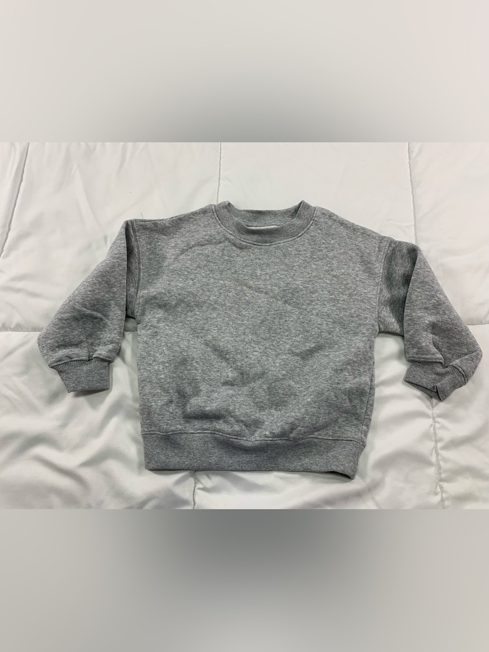 New H&M sweater size 3-4T
